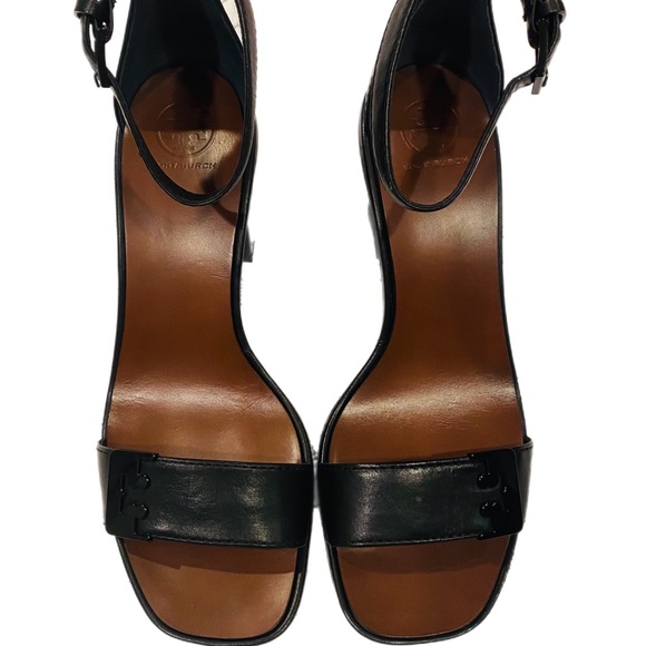 Tory Burch Gabrielle Leather City Sandals - Picture 5 of 11